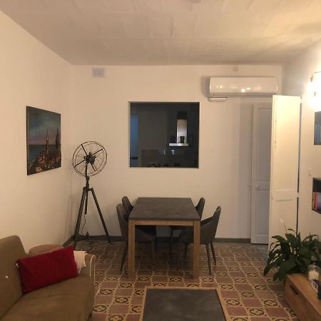 Valletta Retro Apartment Экстерьер фото