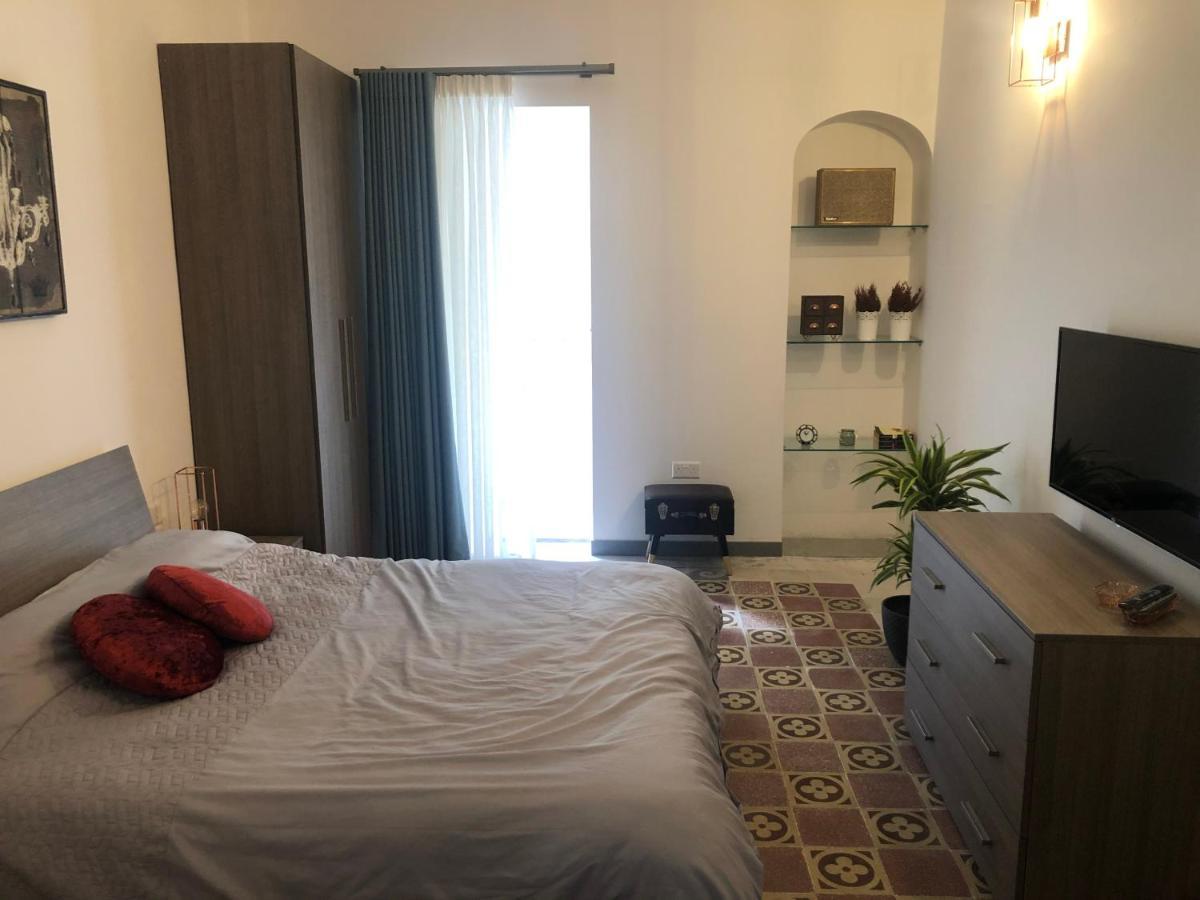 Valletta Retro Apartment Экстерьер фото